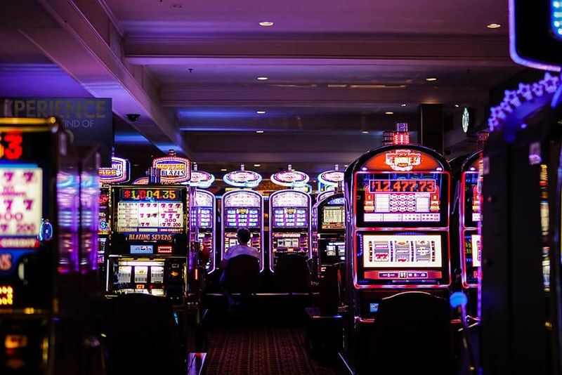 online casino slots bonus cashback 100 slot games wcb100 terpercaya