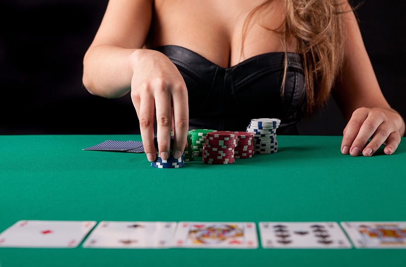 situs agen judi play poker online deposit via pulsa 10000 indonesia terpercaya